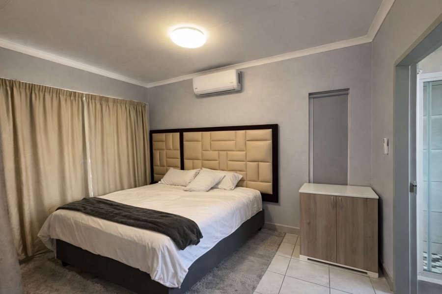 3 Bedroom Property for Sale in Waterkloof East North West